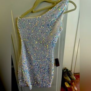 Adorable sequin mini dress!